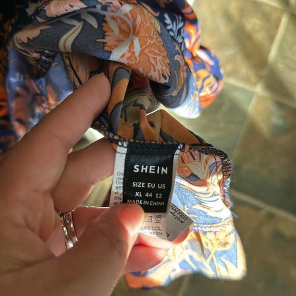 Fall dress - Picture 7 of 7